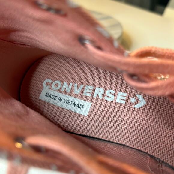 Converse Run Star Hike High Top Pink Quartez Floral Rose 571877C Women's Sz 7.5 - Picture 10 of 12